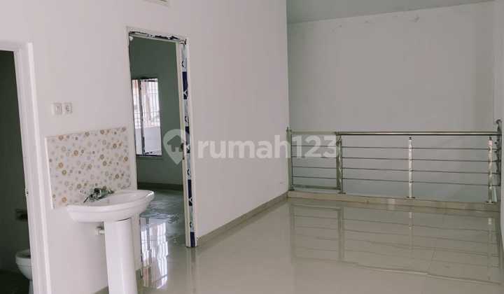 Dijual Rumah 2 Lt S.huni Pondok Tjandra, Waru, Sidoarjo 2
