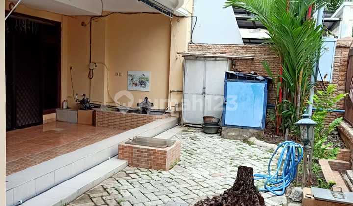 For Sale: Sturdy & Livable 2.5-Story House in Nginden Intan Barat, Near Hcos Hospital 2