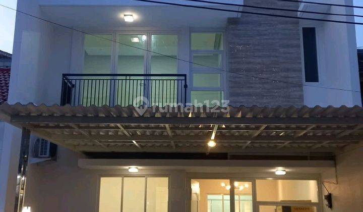 Dijual Rumah Di Perumahan Pakuwon City , Surabaya Timur  1