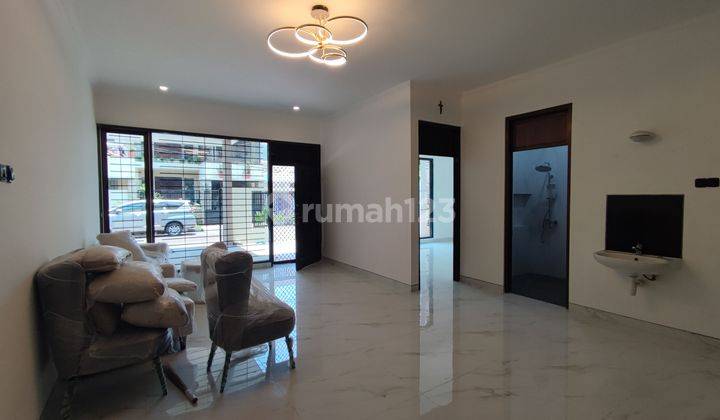 Rumah 2lantai baru renovasi Nirwana Eksekutif Surabaya row 3.5 mobil bisa buat kantor dkt Raya Merr Stikom Superindo Rungkut baruk pandugo 2