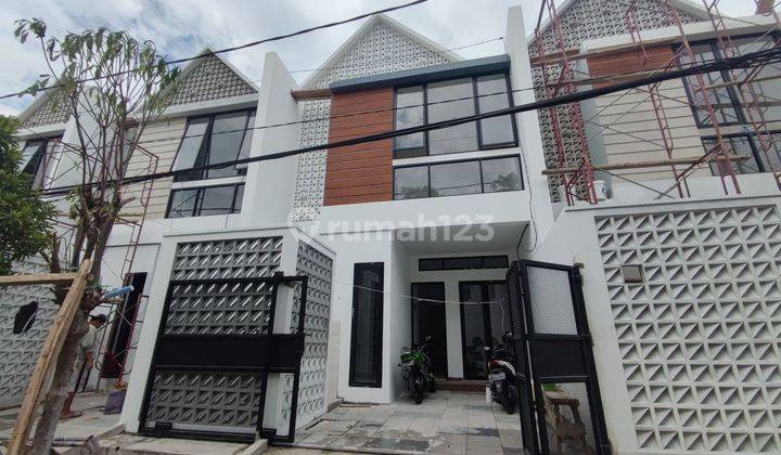 Jual Rumah 2 lantai 1 M an Gading pantai Kenjeran surabaya Timur 2