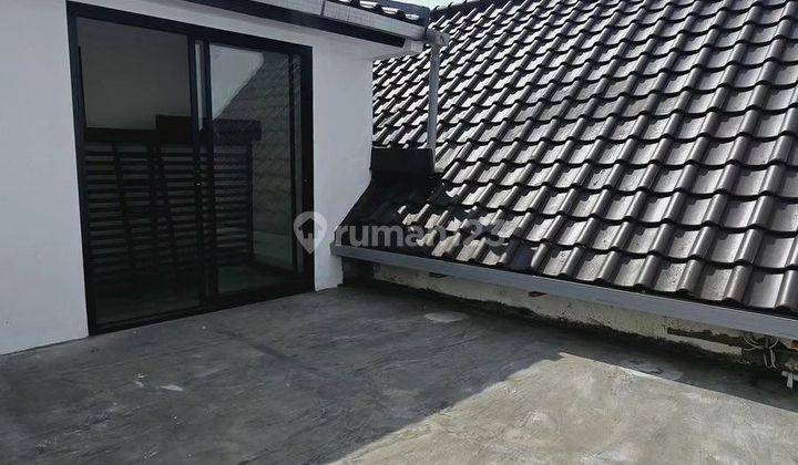 Jual rumah baru renov citraland surabaya attic room dkt wiyung 2