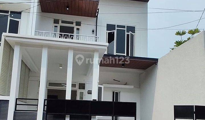 Termurah Row 3mobil Rumah Sutorejo Prima Surabaya Kamar Utama Lt1 1