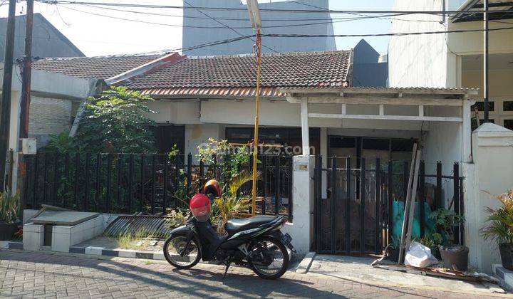 Rumah 2 Lantai di Mulyosari Tengah 1