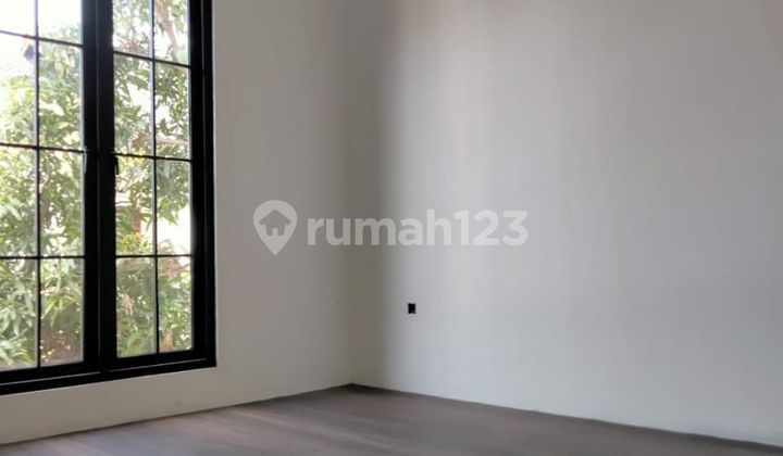 Rumah Baru Minimalis 2 Lantai Siap Huni di Kembar 2