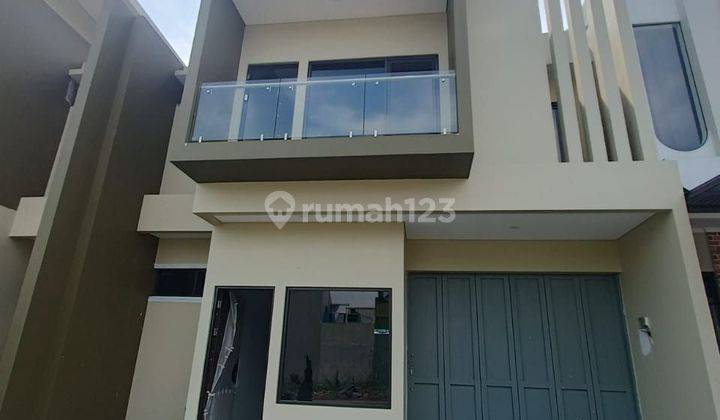 Dijual Rumah Bagus di Singgasana Pradana 1