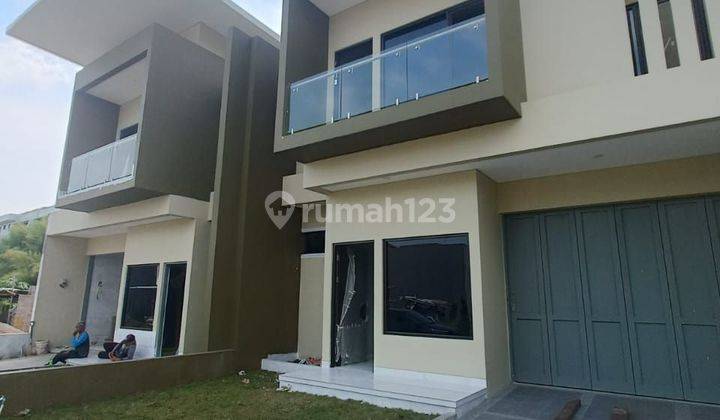 Dijual Rumah Bagus di Singgasana Pradana 2