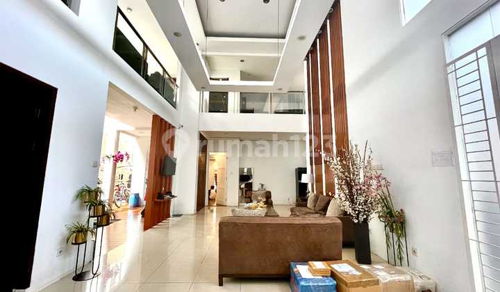 For Quick Sale: Minimalist 2-Story House in Singgasana Pradana