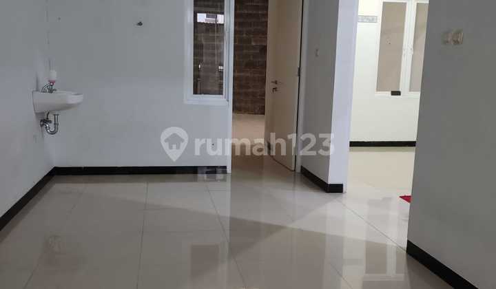 Dijual Rumah Minimalis Di Taman Kopo.indah 3 2