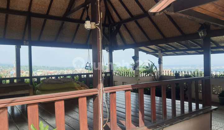 Rumah Etnik Terawat Siap Huni 3 Lantai Di Cikutra Rumah Etnik Terawat Siap Huni 3 Lantai Di Cikutra