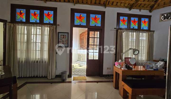 Dijual Rumah Tua Siap Huni Di Sayap Riau 2