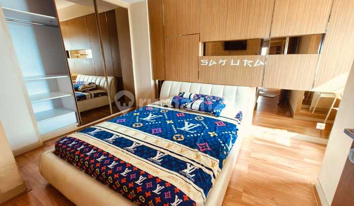 Sudirman Suites 3 Bedroom Furnished Good