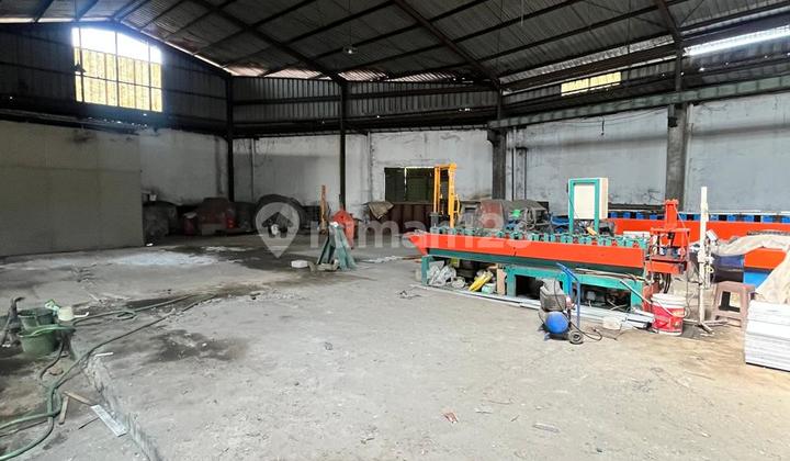 For Sale/Rent Spacious Warehouse Ready for Use in Leuwi Gajah