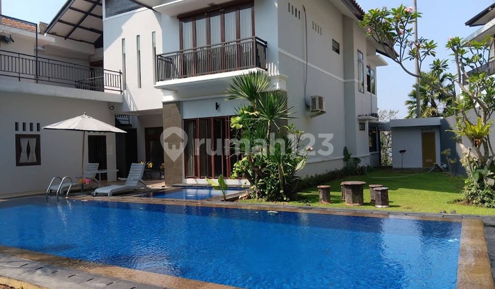 Dijual Villa/Rumah Bagus Furnished di Resor Dago Pakar