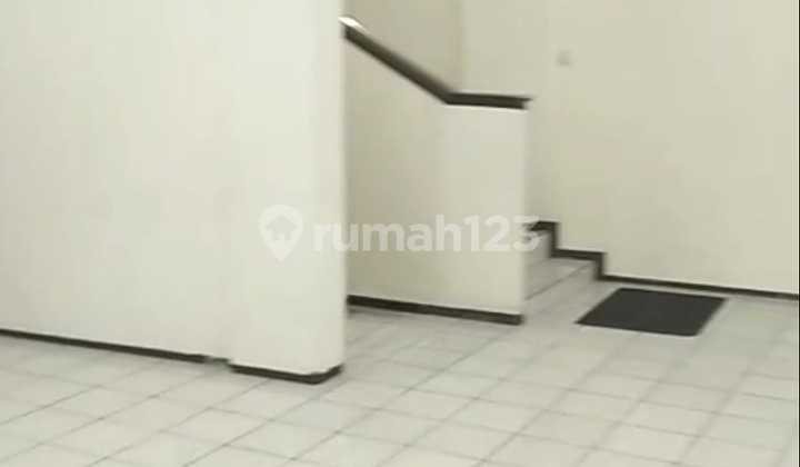 For sale/rent 2-story shop house on Moh Toha main road