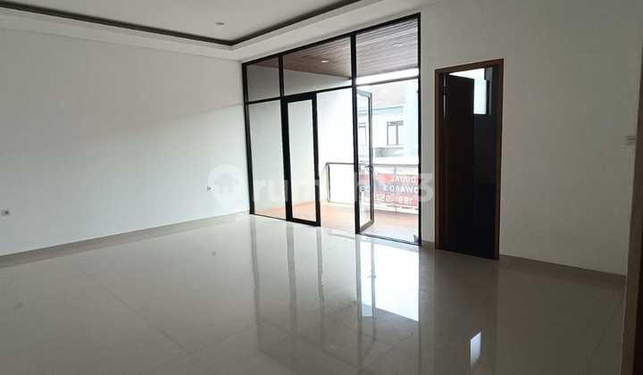 Dijual Rumah Lux Modern Exclusive Di Singgasana Pradana Dijual Rumah Lux Modern Exclusive Di Singgasana Pradana