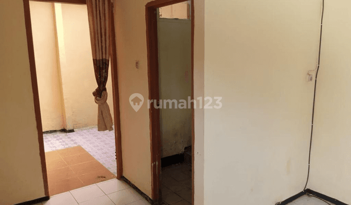 Rumah Dalam Komplek Sari Bumi Curug Tangerang 2