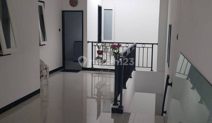 Rumah Minimalis Modern Kawasan Rawamangun Fully Furnished 2