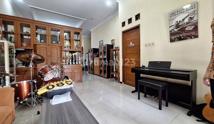 Rumah SHM di Kebayoran Lama, Jakarta Selatan 1