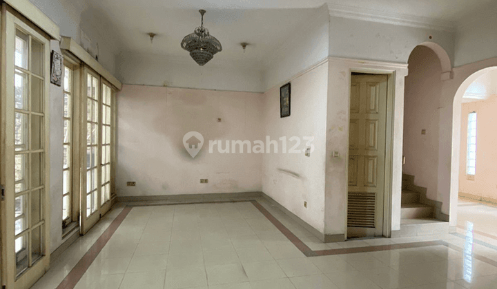 RUMAH 2 LANTAI DALAM KOMPLEK GADING RIVIERA KELAPA GADING 2