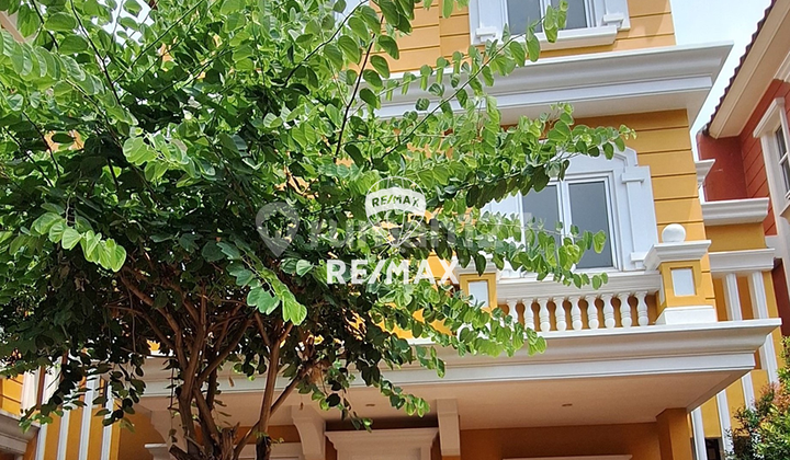 DIJUAL RUMAH 3 LANTAI DALAM KOMPLEK OMAHA VILLAGE KELAPA DUA DIJUAL RUMAH 3 LANTAI DALAM KOMPLEK OMAHA VILLAGE KELAPA DUA