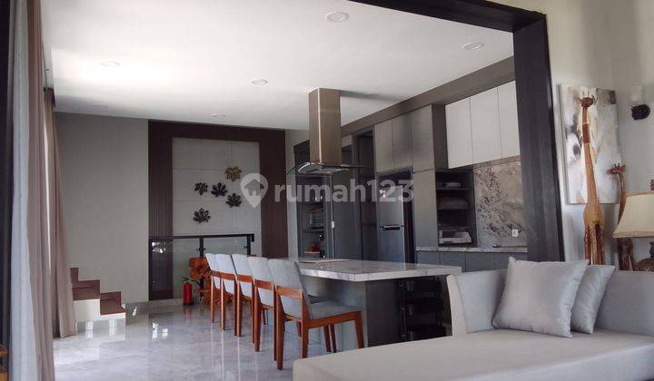 Luxury 2-Storey Villa in South Kuta Area with Swimming Pool 2