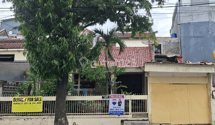 Rumah 2 Lantai Kawasan Petogogan Kebayoran Baru 1