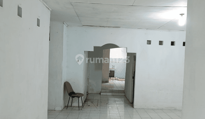 Rumah Dalam Komplek Villa Taman Cibodas Tangerang 2