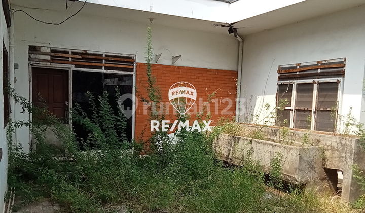 DIJUAL RUMAH HITUNG TANAH DIBAWAH NJOP AREA KEBON BARU TEBET