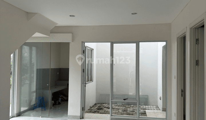 Jual Cepat Rumah Hook Siap Huni Dalam Komplek Lavisa Tangerang 1