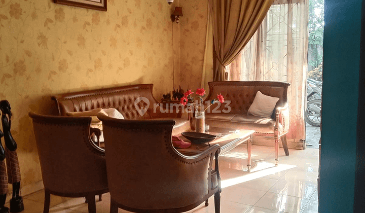 Rumah Asri Dalam Komplek Almira Residence Semi Furnished 1