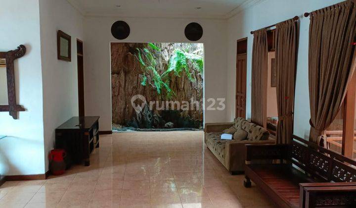 Rumah Tinggal 2 Lantai Kawasan Pamulang Semi Furnished 2