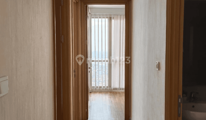 Apartment 3BR Taman Anggrek Residence Furnished View City 1