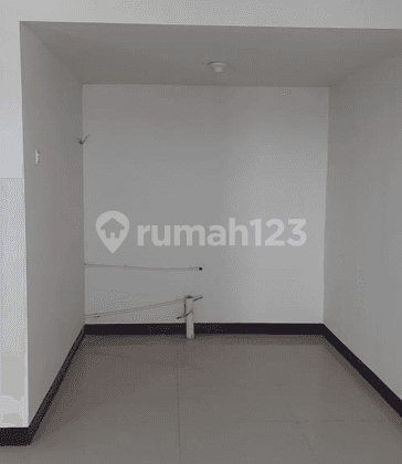 Apartment 19 Avenue Daan Mogot Type 2BR Unfurnished City View 1