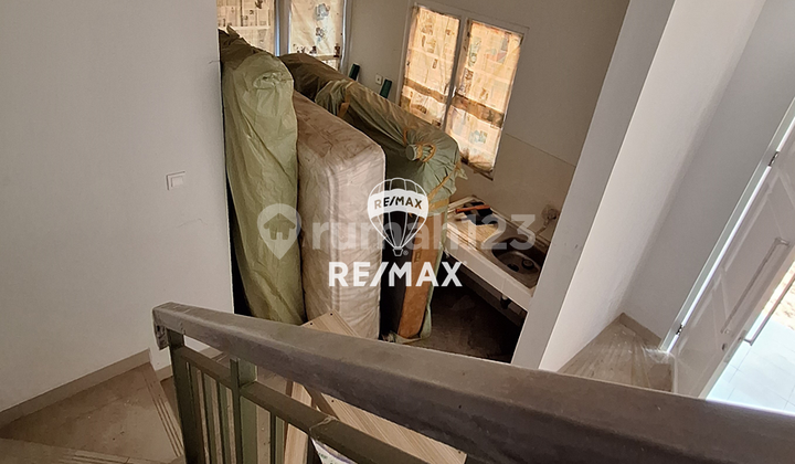 DIJUAL RUMAH 3 LANTAI DALAM KOMPLEK OMAHA VILLAGE KELAPA DUA 2