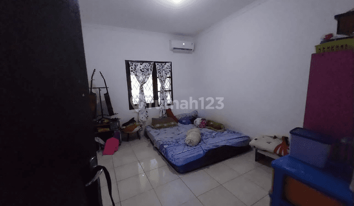 Rumah Tinggal Dalam Cluster Kawasan Duta Bintaro Tangerang 2