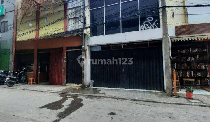 Dijual Ruko 2 Lantai Lokasi Strategis di Panglima Polim Jaksel