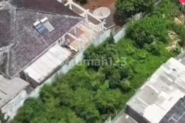 Land for quick sale in Cilandak, ideal for boarding house near Fatmawati Hospital and Cilandak Town Square Mall. Land for quick sale in Cilandak, ideal for boarding house near Fatmawati Hospital and Cilandak Town Square Mall.