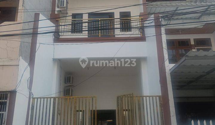 Rumah Pasar Baru 4 X 20 Harga 1,95M 3 Lantai Murah Bu  1