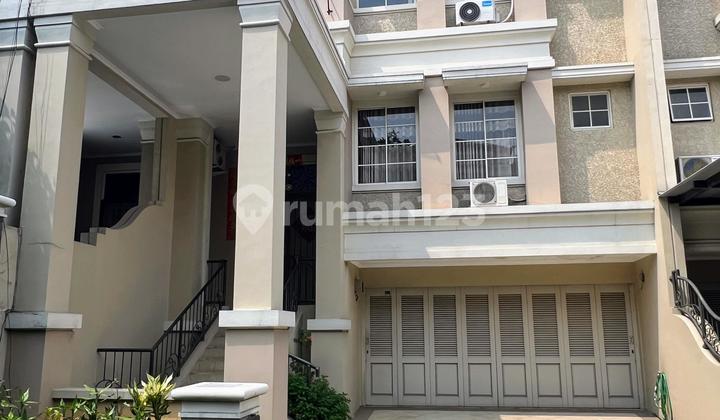 Dijual Rumah Gading Grande 144m2 Bagus Siap Huni. Dijual Rumah Gading Grande 144m2 Bagus Siap Huni.