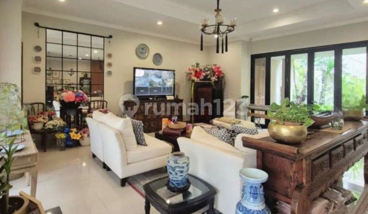 Rumah Kemang Tropis Modern Dalam Komplek Lingkungan Tenang 2