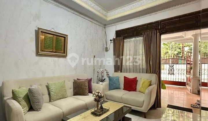A Good House Suitable for Boarding in Tebet, Flood-Free 2