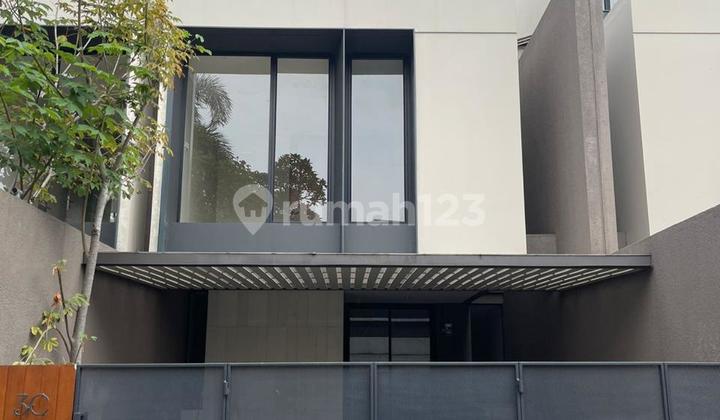 New House in Kemang Rare Strategic Location