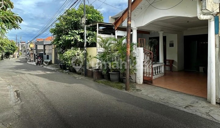 A Good House Suitable for Boarding in Tebet, Flood-Free 1