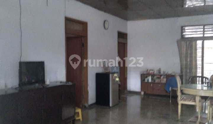 Rumah Lama Luas Besar di Komplek Depdikbud Pejaten Bebas Banjir 2