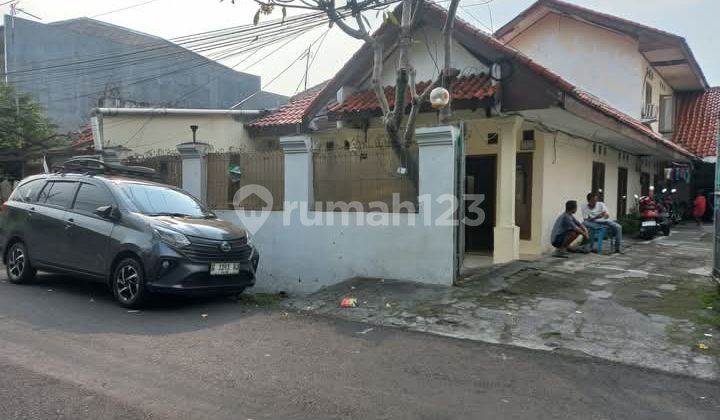 Rumah di Bawah NJOP Akses 2 Mobil di Mampang Prapatan