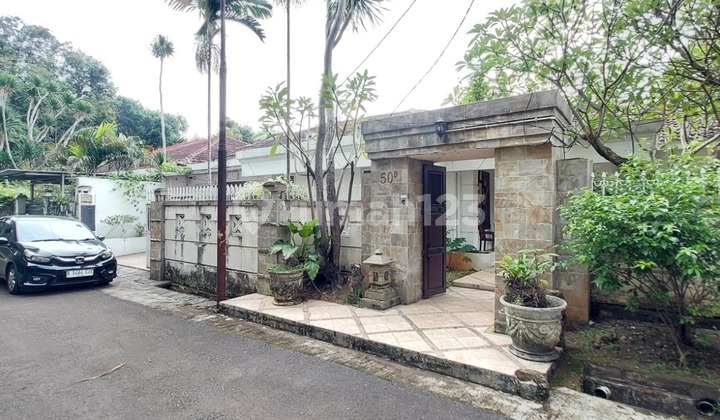 House Priced Below NJOP in Kemang Ampera, Strategic Location in a Quiet Complex
