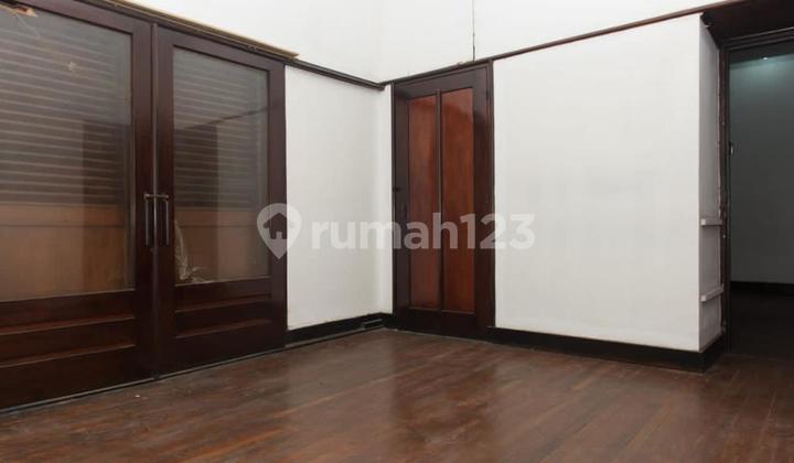 Dijual Cepat Rumah Bagus Cocok untuk Hunian dan Usaha di Sayap Dago Bandung 2