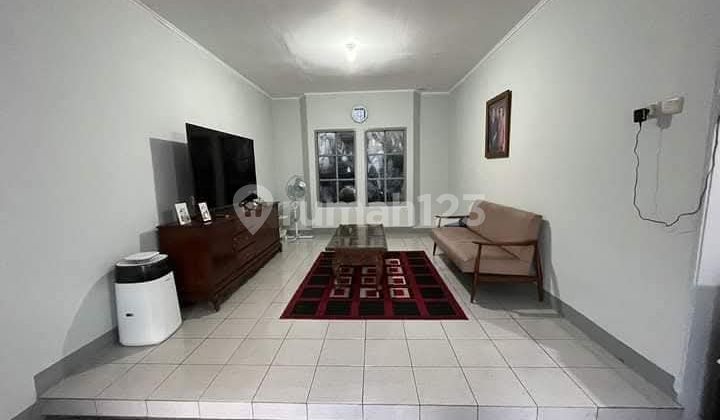 House Price Drop in East Pejaten for Quick Sale, Rare Opportunity Close to NJOP 2