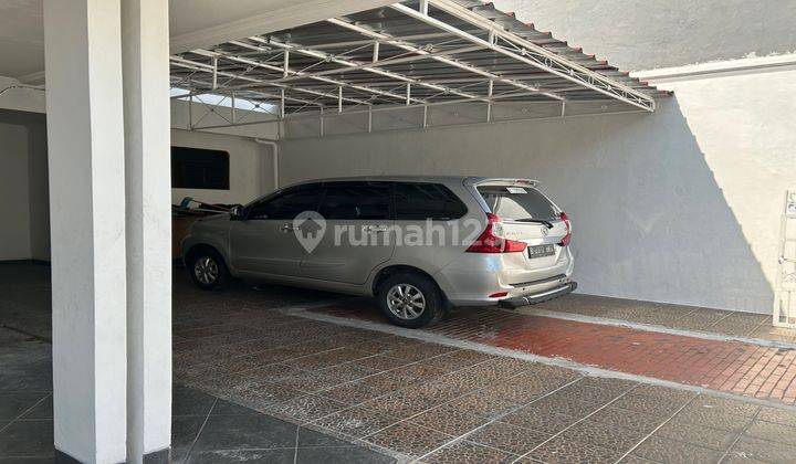 Rumah Luas Cocok Utk Kantor Dan Tinggal  Rumah 1